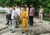एडीएम द्वारा रामपुर मकदूमपुर तटबंध का किया गया स्थलीय निरीक्षण