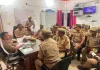 क्षेत्राधिकारी खलीलाबाद द्वारा विवेचकों का किया गया अर्दली रुम, दिये गये आवश्यक दिशा निर्देश