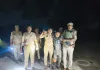 25 हजार के इनामी गोकशी आरोपी से पुलिस की मुठभेड़, पैर में गोली लगने के बाद दबोचा