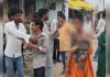 महिला को अर्धनग्न कर बाल काटे और जूतों की माला पहनाई