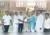 वित्तविहीन शिक्षक महासभा ने डीएम को सौंपा चार सूत्रीय मांगपत्र