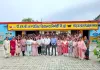 कहीं तिलक तो कहीं पुष्पवर्षा कर हुआ बच्चों का स्वागत 