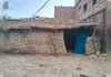 सरकारी आवास का सपना अधूरा, छप्पर के नीचे गुजर रही गरीबों की जिंदगी