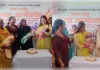 बेटियों के जन्म पर जिला अस्पताल में जश्न, डीएम ने 16 नवजातों को दिए उपहार