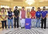 यूपी टी-20 लीग सीजन-4 की ट्रॉफी के साथ विधानसभा पहुंचे खिलाड़ी