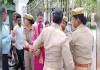  कलक्ट्रेट गेट पर चार महिलाओं ने किया आत्मदाह का प्रयास