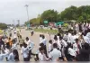 शिक्षकों की कमी को लेकर छात्रों का प्रदर्शन, जाम में फंसे मंत्री असीम अरुण