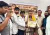 कवि सम्मेलन, मुशायरा- प्रेमचन्द्र के पात्र हैं, यत्र, तत्र सर्वत्र