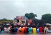 ट्रक ने पैदल राहगीर को कुचला, मुआवजे की मांग पर सड़क जाम