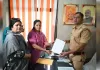कांग्रेस महिला मोर्चा ने कंगना रनौत के खिलाफ मुकदमा दर्ज कराने के लिए दी तहरीर
