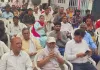 बिजली कर्मियों का वेतन रोकने पर संघर्ष समिति का कड़ा विरोध
