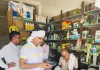 किसान बनकर पहुंचे उप कृषि निदेशक, ओवररेट पर यूरिया बेचने वाला विक्रेता रंगे हाथों पकड़ा, दुकान-गोदाम सील