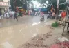 पीडब्ल्यूडी की सफाई अभियान के नाम पर लापरवाही, भीखमपुर चौराहे पर जलभराव से कांवरियों और राहगीरों को मुसीबत
