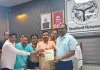 शास्त्री मार्केट और चन्द्र शेखर आजाद मार्केट में टॉयलेट की समस्या को लेकर डीएम से मिले व्यापारी