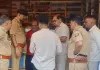 मुख्य बाजार में चोरों का धावा, दो दुकानों से लाखों की नकदी-सामान चोरी 