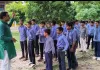 पर्यावरण सेना ने वृक्षों को रक्षा सूत्र बांधकर चलाया वृक्ष रक्षा अभियान