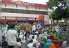 किसान नेता को कोतवाली में बैठाने पर भड़के कार्यकर्ता, दिया धरना