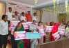 उतरौला में रसोइयों सम्मान समारोह, कैशलेस चिकित्सा कार्ड वितरित