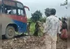 तेज रफ्तार बस ने स्कूटी सवार परिवार को कुचला, पिता-पुत्र की मौत