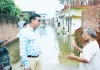 जलभराव देख डीएम ने मौके पर पकड़ी समस्या,दूसरा पंप लगाने के दिए निर्देश