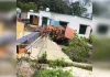 मोहनलालगंज में पेड़ की कटाई के दौरान हाइड्रा पलटा, मजदूर की मौत 