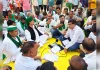 बिजली की बदहाली पर किसानों का फूटा गुस्सा, समेसी पावर हाउस घेरा