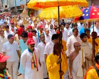 भगवान महावीर जन्मकल्याणक महोत्सव पर निकली शोभायात्रा