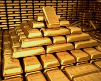 सर्राफा बाजार में गिरावट जारी, सस्ता हुआ सोना, चांदी की चमक भी फीकी पड़ी