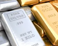 सर्राफा बाजार में लगातार तीसरे दिन तेजी का रुख, सोना और चांदी की बढ़ी चमक