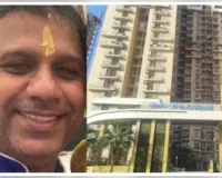 नोएडा सोसाइटी में हादसा: प्लास्टर गिरने से बाइक सवार व्यक्ति की मौत, जांच शुरू
