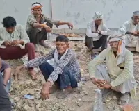 रात में छत से गिरकर मजदूर की मौत