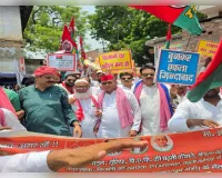  विधायक राम मूर्ति वर्मा के नेतृत्व में विशाल धरना प्रदर्शन कर उप जिलाधिकारी टांडा को ज्ञापन सौंपा