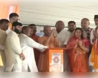 मुख्यमंत्री योगी ने किया वीरांगना झलकारी बाई की प्रतिमा का अनावरण