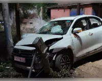  बेकाबू कार की चपेट में आने से छह घायल