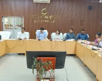 विकास कार्यों में किसी भी प्रकार की लापरवाही बर्दाश्त नहीं - मंडलायुक्त 