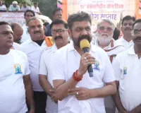 अंतरराष्ट्रीय योग दिवस के प्रति आयुष मंत्री ने नमो घाट पर योगाभ्यास कर किया जागरूक