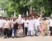 भारत-अमेरिका प्रस्तावित व्यापार समझौते के विरोध में किसानों का प्रदर्शन, ज्ञापन सौंपा