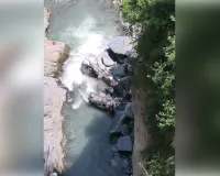 दर्दनाक सड़क हादसा: नाले में गिरी कार, तीन महिलाओं समेत चार की मौत