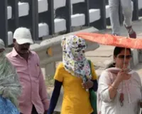 यूपी में फिर बढ़ेगी गर्मी की मार, बारिश की राहत होगी खत्म, कई जिलों में 45 डिग्री तक पहुंच सकता है पारा