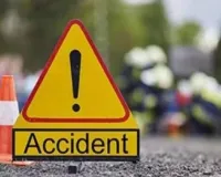 दवा लेकर लौट रहे मरीजों से भरी ऑटो खाई में पलटी, एक की मौत, कई घायल