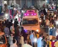  मरीज को लेकर जा रही एम्बुलेंस नहीं मिला रास्ता, अतिक्रमण ने ली की जान