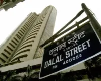 शेयर बाजार ने गंवाई बढ़त, मामूली तेजी के साथ बंद हुए सेंसेक्स और निफ्टी