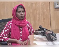झाड़ग्राम ज़िला में 10 लाख की इनामी माओवादी नेता 'पुष्पा' ने किया आत्मसमर्पण,