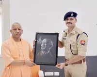 सीएम योगी ने औरैया एसपी अभिषेक भारती की सराहना की, कानून व्यवस्था बनाए रखने के दिए निर्देश