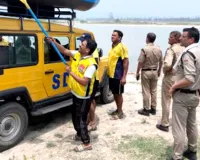 हरिद्वार: गंगा नदी में अज्ञात युवक का शव मिलने से फैली सनसनी, पहचान में जुटी पुलिस
