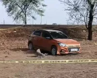 अशोकनगर: कार में युवक-युवती के खून से सने शव मिलने से सनसनी, पिस्टल बरामद