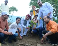 पंचायतीराज मंत्री भरत सिंह चौधरी ने 'एक पेड़ गुरु के नाम' अभियान का किया शुभारंभ