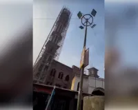 तीर्थनगरी हरिद्वार में सुल्तानपुर मस्जिद की अवैध ऊंची मीनारों को हटाने का काम शुरू