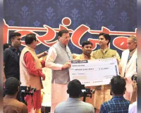 लखनऊ के कवि को उत्तराखण्ड के सीएम धामी ने दी एक लाख की सम्मान राशि