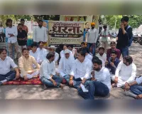 कांग्रेस प्रतिनिधिमंडल ने छात्रों के निष्कासन को वापस लेने एवं परीक्षा में बैठाने की मांग